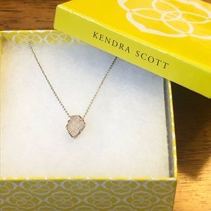 Kendra Scott Unique Cut Crystal Pendant Necklace